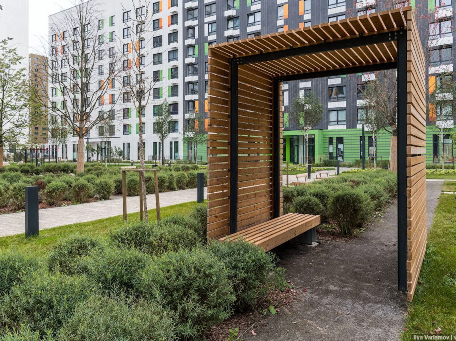 Buninskyie Luga Courtyards